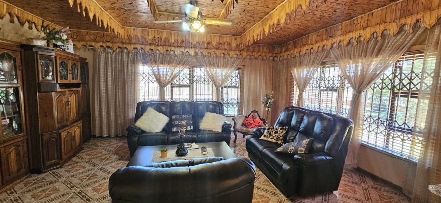 4 Bedroom Property for Sale in Carters Glen Northern Cape